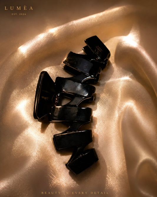 Lux Claw Clip- Black
